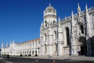 Jerónimos_Monastery_-_the_South_Portal