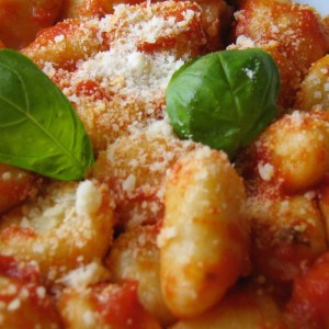 come-condire-gnocchi-di-patate_2ddde21fc0d8e45c343ddb50779eb031